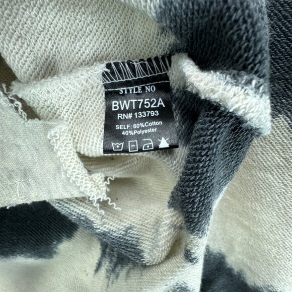 POL Knit Jacket Womens Small Swish‎ Splash Tie Dye Boxy Raw Front Hem Oversized - Picture 8 of 12